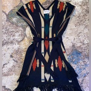 💎RARE💎Vintage Excellent Condition Kimlon Pullover Poncho W/Sash Belt, OS